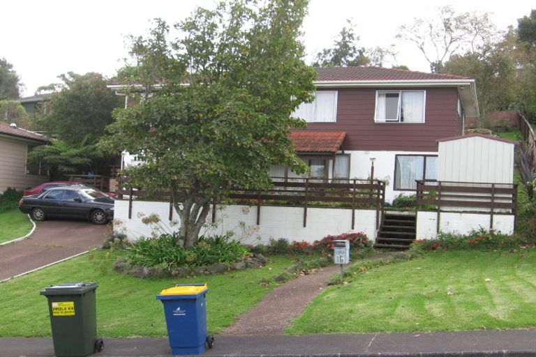 Photo of property in 16 Glenbervie Crescent, Massey, Auckland, 0614