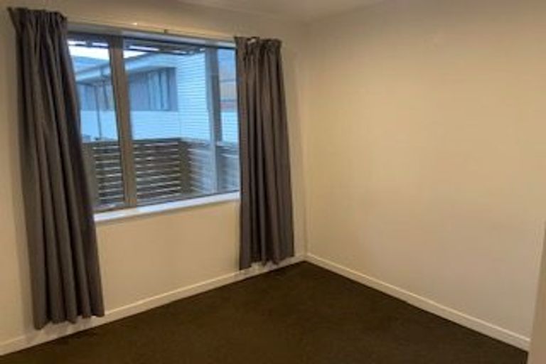 Photo of property in 5/24 Princess Terrace, Newtown, Wellington, 6021