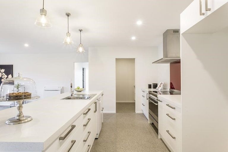 Photo of property in 52 Silver Springs Boulevard, Mosgiel, 9024