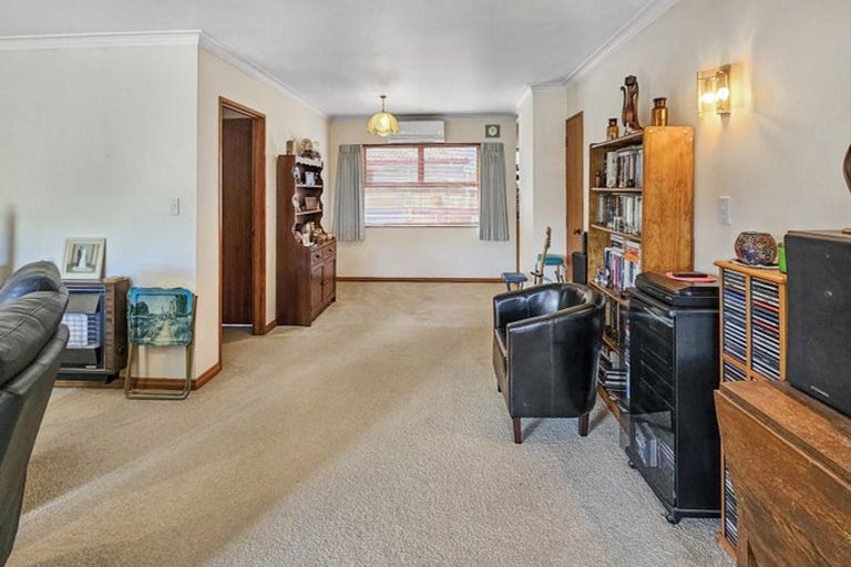 Photo of property in 2/505 Fitzroy Avenue, Hastings, 4122