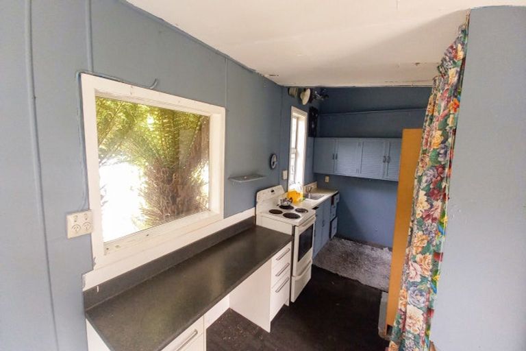 Photo of property in 14 Half Mile Road, Tuatapere, 9620