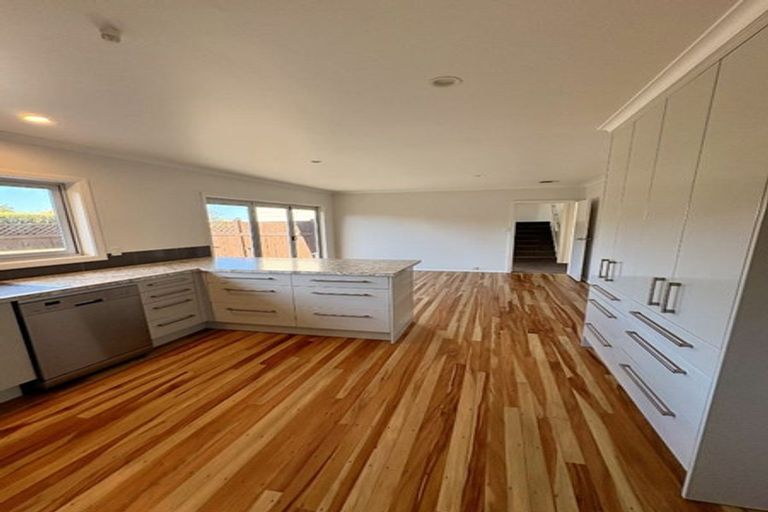 Photo of property in 12 Maadi Road, Onekawa, Napier, 4110