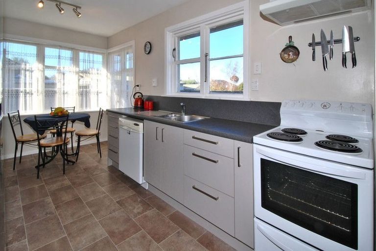 Photo of property in 119 Springs Road, Hornby, Christchurch, 8042