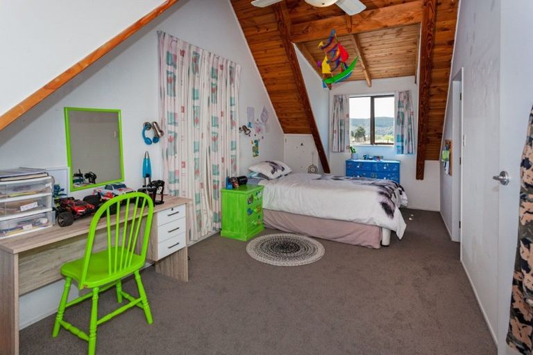 Photo of property in 129 Lorraine Place, Whangamata, 3620