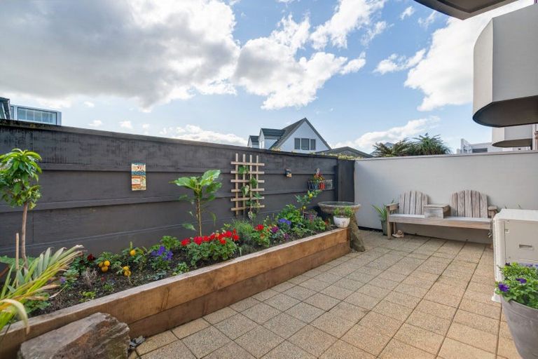 Photo of property in 4/29 Third Avenue, Tauranga, 3110