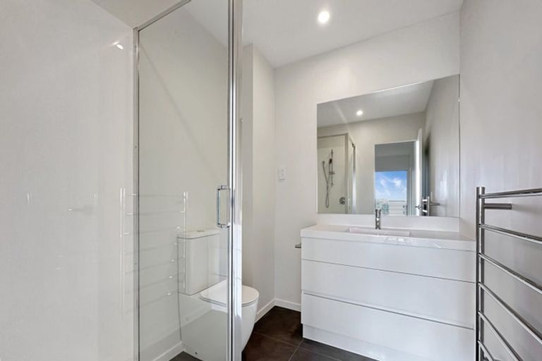 Photo of property in 52 Ara Mara Hua, Henderson, Auckland, 0612