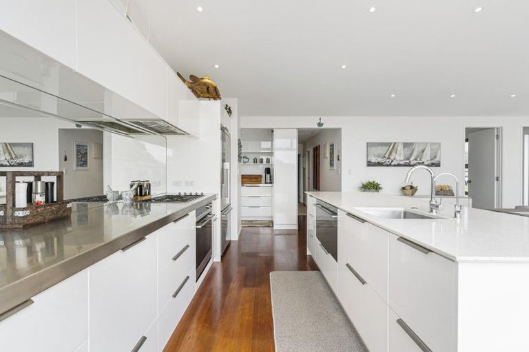 Photo of property in 140 Kiwi Road, Whangamata, 3620