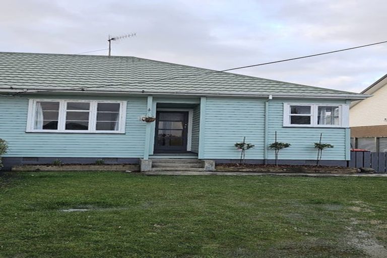 Photo of property in 32 Meldrum Street, Winton, 9720