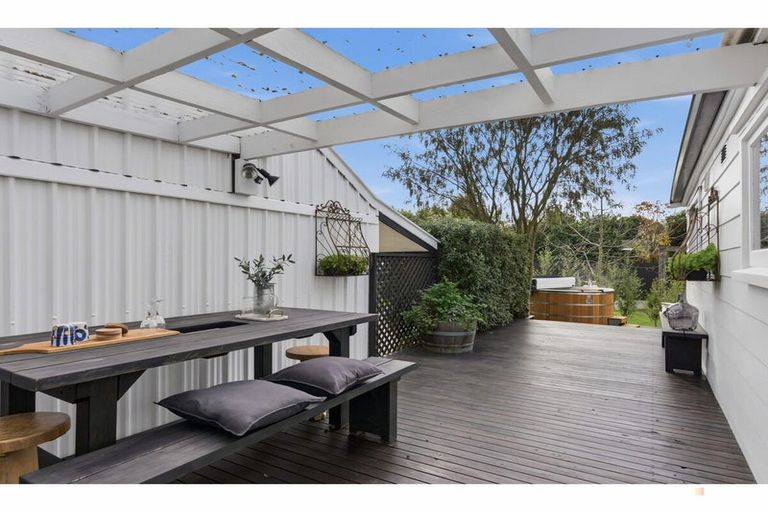 Photo of property in 260 Talbot Street, Geraldine, 7930