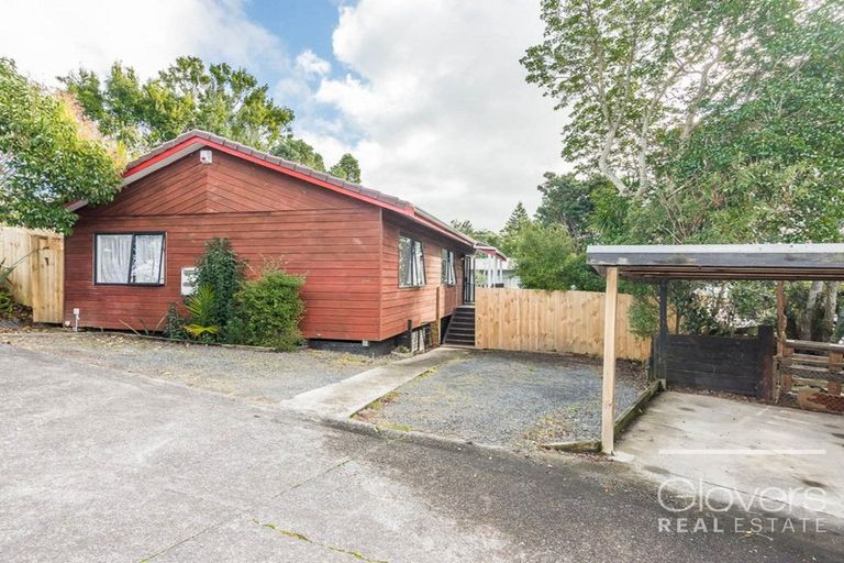 Photo of property in 109 Don Buck Road, Massey, Auckland, 0614