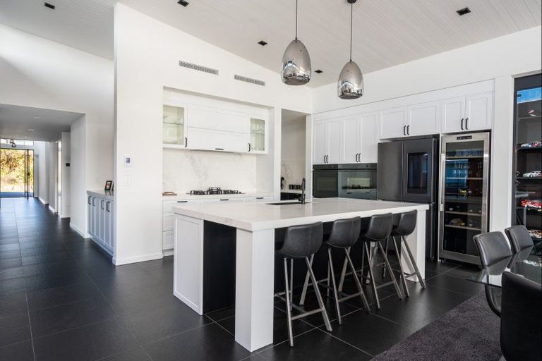 Photo of property in 20 Kurapoto Lane, Rainbow Point, Taupo, 3330