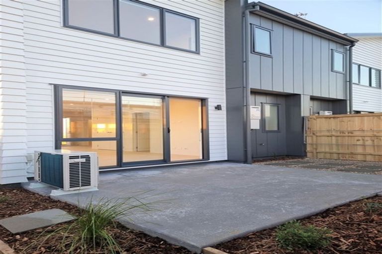 Photo of property in 1d Falabella Lane, Karaka, Papakura, 2113