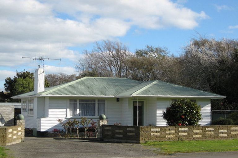 Photo of property in 21 Wanganui Road, Marton, 4710