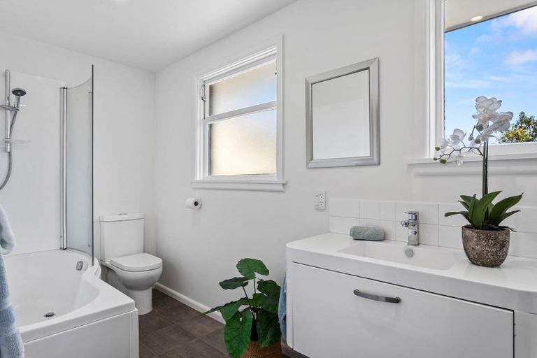 Photo of property in 2/6 Kinver Place, Spreydon, Christchurch, 8024