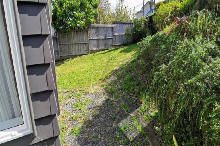 Photo of property in 19 Leburn Crescent, Flat Bush, Auckland, 2016