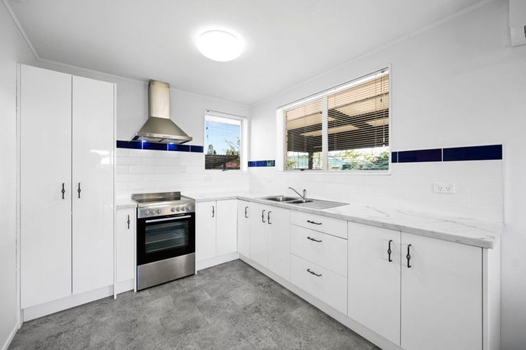 Photo of property in 15a Sandalwood Drive, Dinsdale, Hamilton, 3204