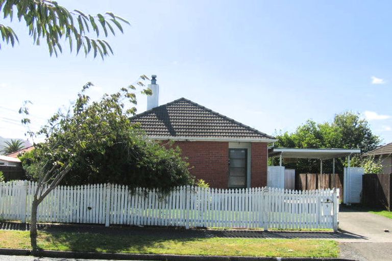 Photo of property in 9f1- Mchardie Street, Trentham, Upper Hutt, 5018