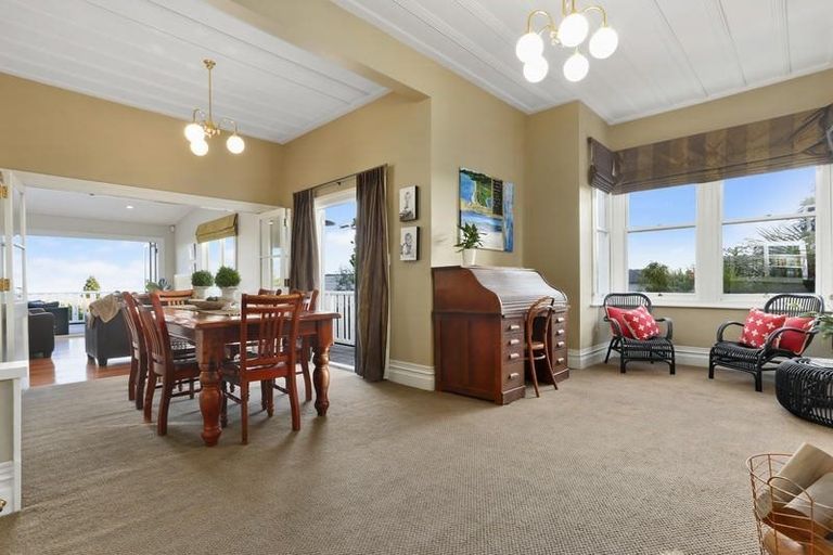 Photo of property in 60 Wiseley Road, Hobsonville, Auckland, 0618