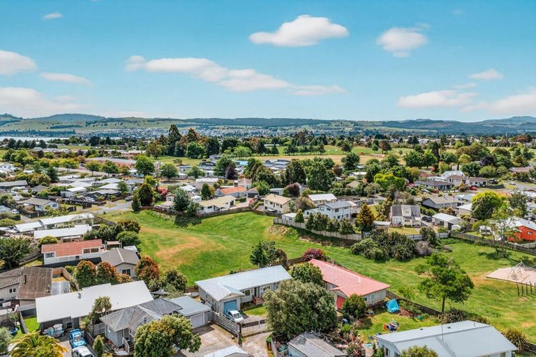 Photo of property in 1/54 Arthur Crescent, Hilltop, Taupo, 3330