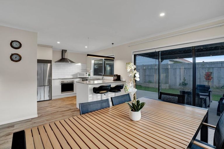 Photo of property in 10a Wilton Street, Westown, New Plymouth, 4310