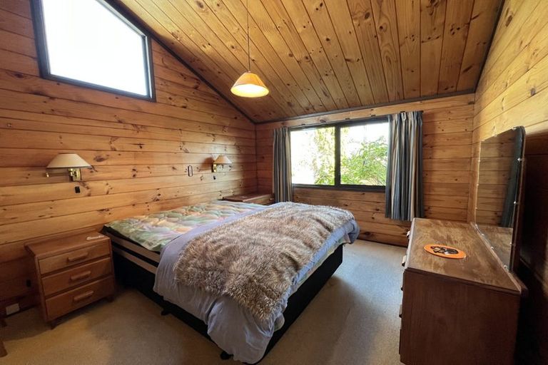 Photo of property in 3 Oxford Street, Marton, 4710