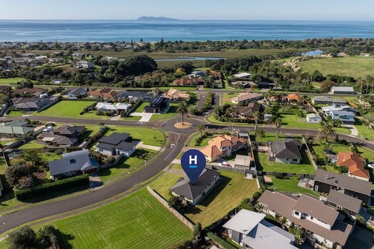 Photo of property in 3 Island Vista, Athenree, Waihi Beach, 3177