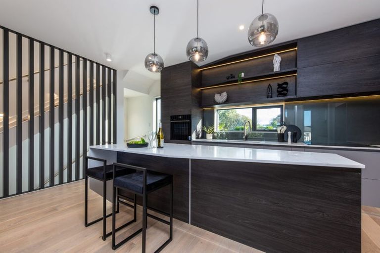 Photo of property in 12a Kowhai Road, Campbells Bay, Auckland, 0630