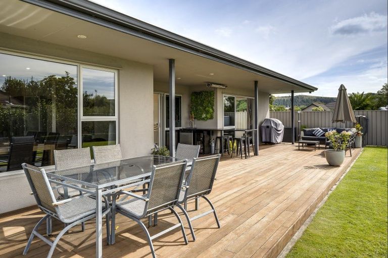 Photo of property in 154b Avondale Road, Greenmeadows, Napier, 4112