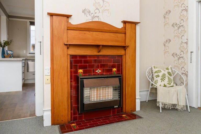 Photo of property in 70 Chelwood Street, Takaro, Palmerston North, 4412