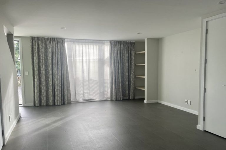 Photo of property in 60u2 Broderick Road, Johnsonville, Wellington, 6037