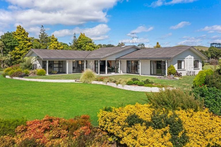 Photo of property in 76 Hillside Heights Road, Huntly, 3771
