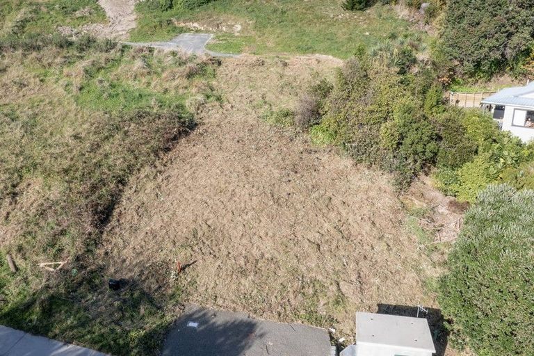 Photo of property in 73 Kotare Street, Waikanae, 5036