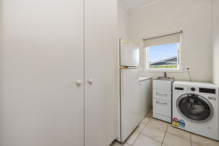 Photo of property in 261 Ngatai Road, Otumoetai, Tauranga, 3110