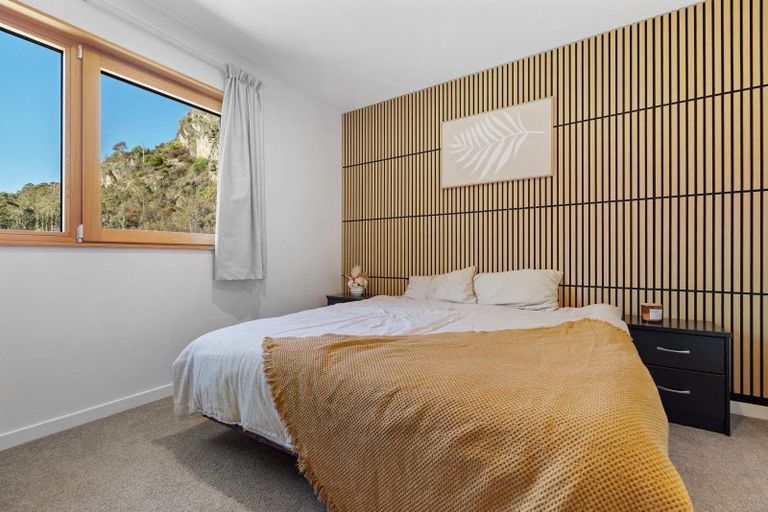 Photo of property in 42 Tui Drive, Mount Creighton, Queenstown, 9371