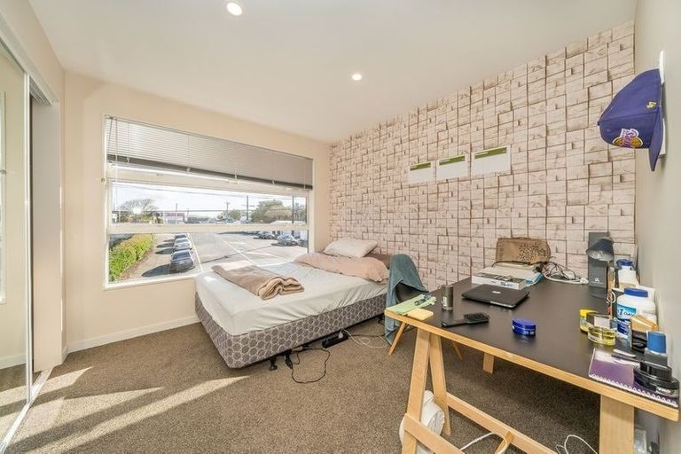 Photo of property in 22 Burgess Road, Johnsonville, Wellington, 6037