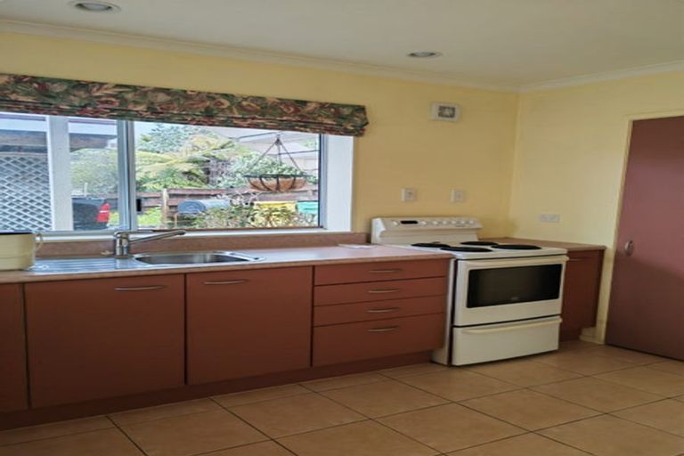 Photo of property in 110 Glamorgan Drive, Torbay, Auckland, 0630