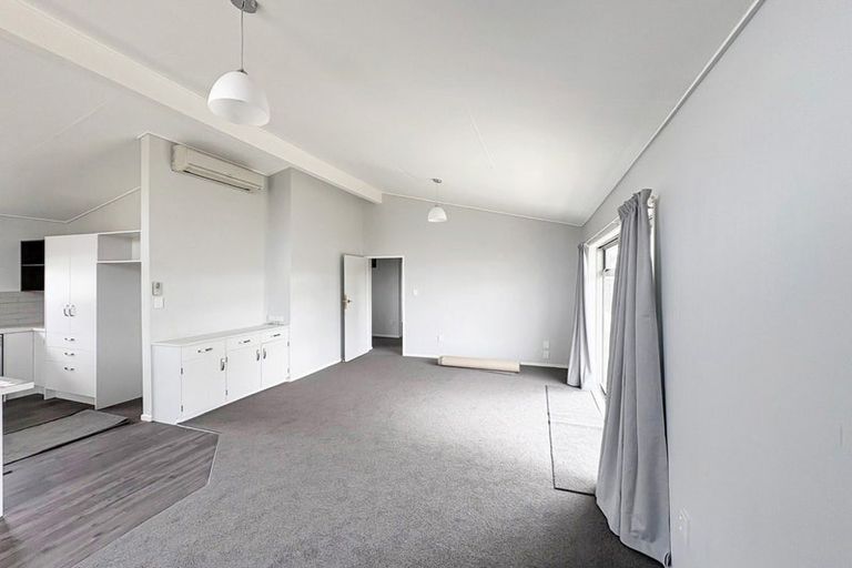 Photo of property in 65a Winchester Street, Levin, 5510