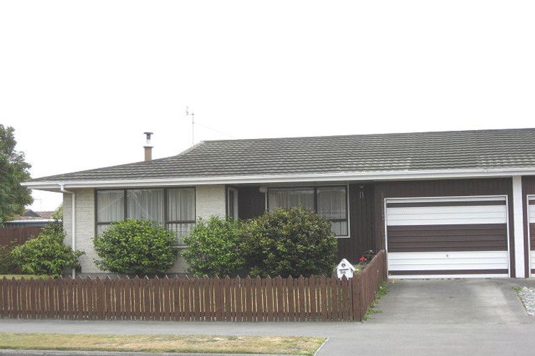 Photo of property in 5 Ashwood Street, Parklands, Christchurch, 8083