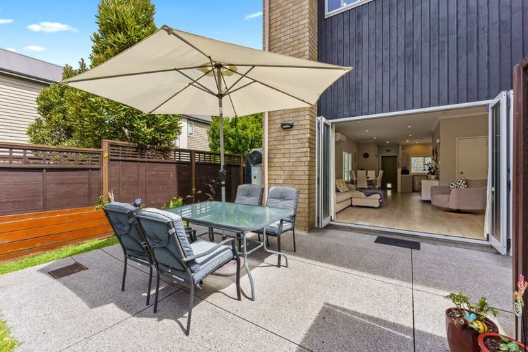 Photo of property in 15 Lester Street, Hobsonville, Auckland, 0616