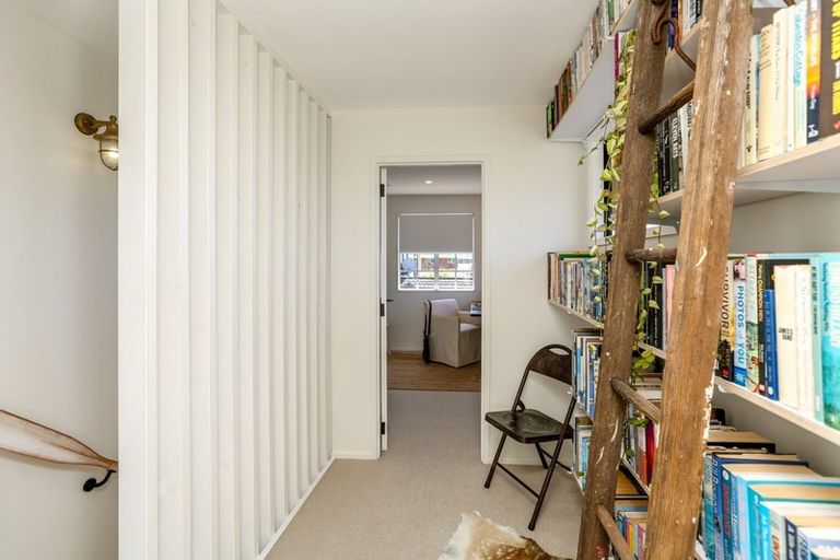 Photo of property in 23 Linda Street, Oakura, 4314
