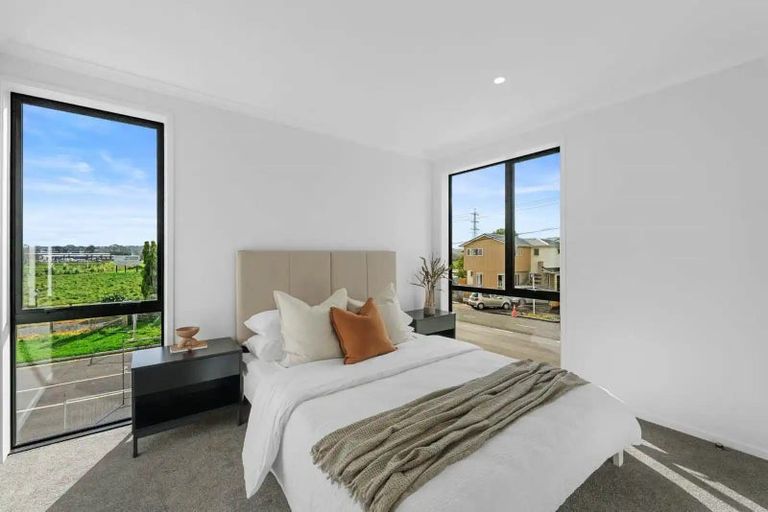 Photo of property in 8 Paapaakiri Loop, Takanini, 2112