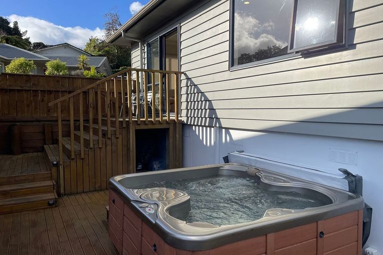 Photo of property in 31 Forest Road, Pinehaven, Upper Hutt, 5019