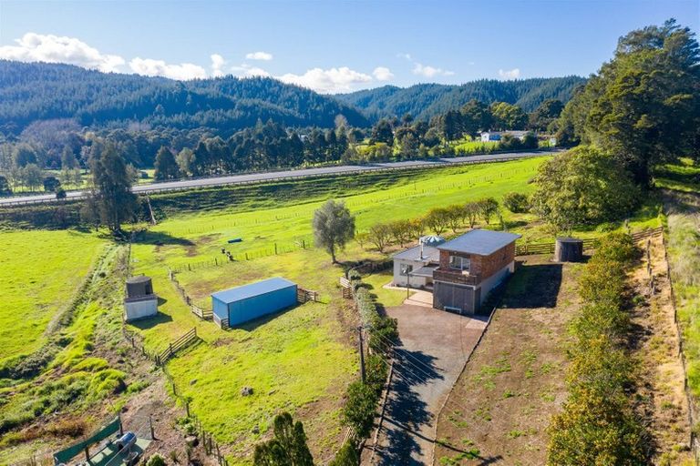 Photo of property in 41 Piano Hill Road, Kauri, 0185