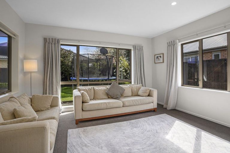 Photo of property in 16 Pukeko Place, Rangiora, 7400