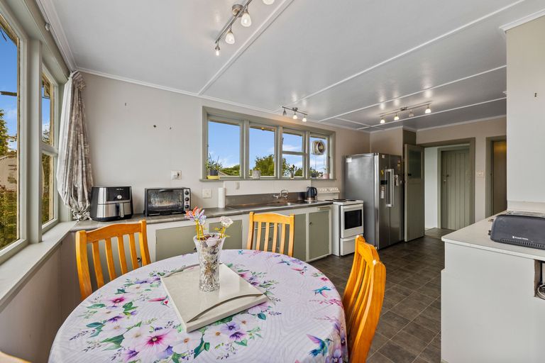 Photo of property in 10 Thesis Street, Halfway Bush, Dunedin, 9010