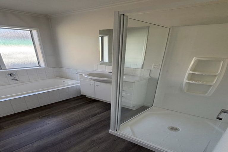 Photo of property in 44 Quinnat Street, Albert Town, Wanaka, 9305