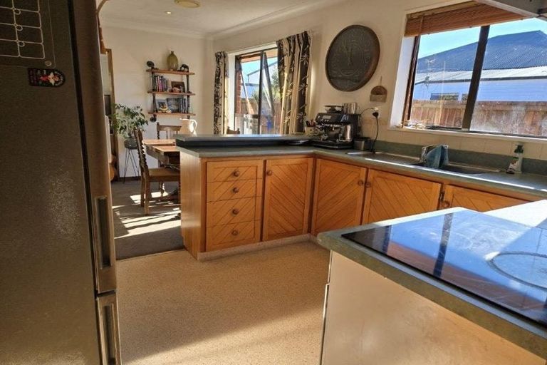 Photo of property in 1/17 Vagues Road, Northcote, Christchurch, 8052