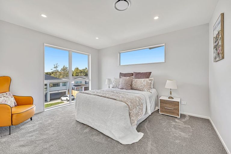 Photo of property in 40 Drumnaconagher Road, Flat Bush, Auckland, 2019