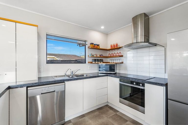 Photo of property in 13 Grand View Road, Te Kamo, Whangarei, 0112