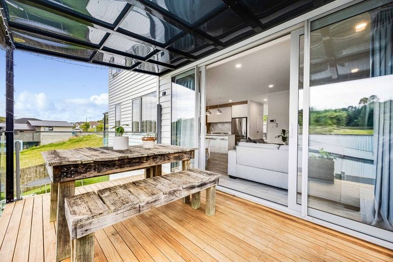 Photo of property in 67 Pacific Heights Road, Orewa, 0931